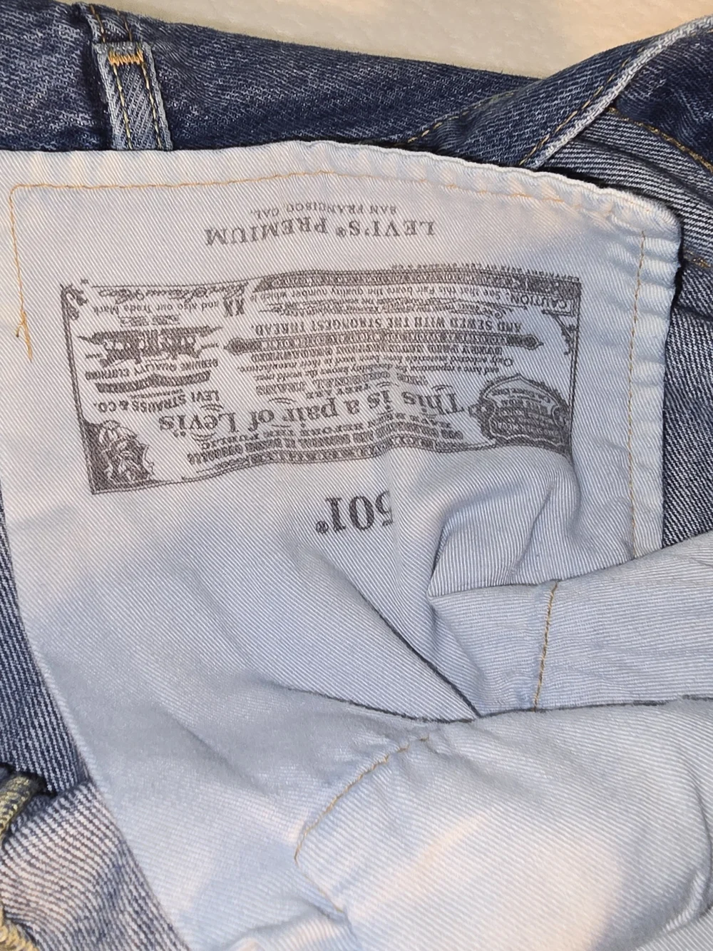 Levi's 501 Button Fly Men's Jeans W36 L36 Medium Wash Big E Leather Patch